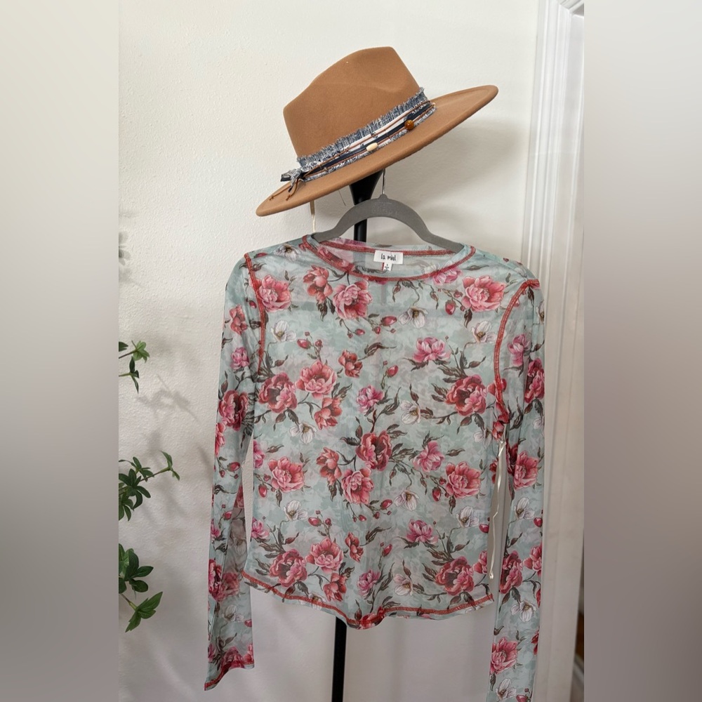 LA MIEL Floral Long Sleeve Top - Pink and Gray